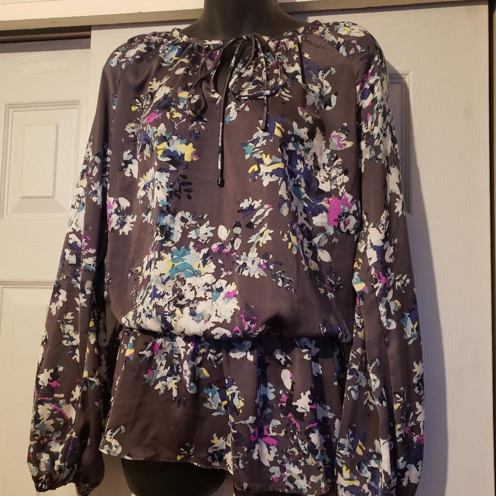 Ellen tracy blouse size small
